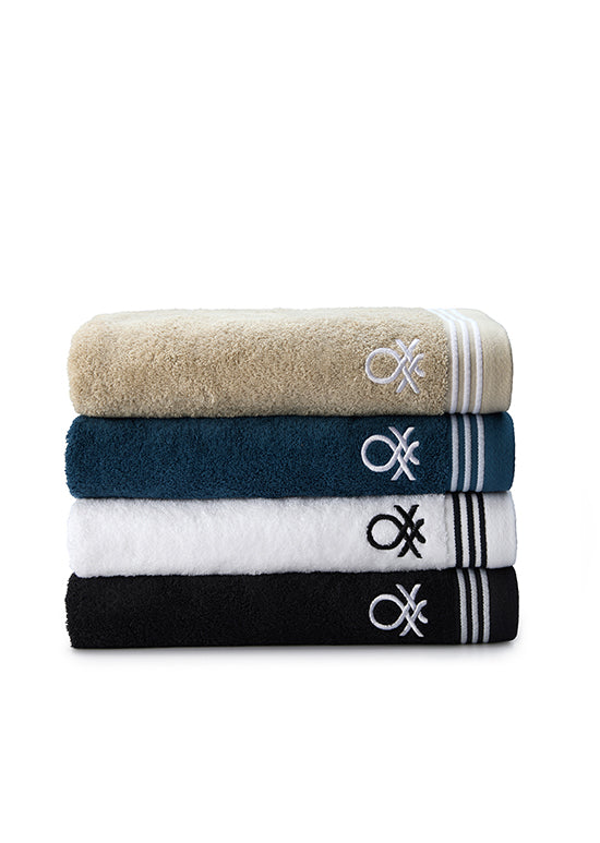 סדרת Classic Benetton , מגבות חלקות עם רקמת לוגו אלגנטית - כחול