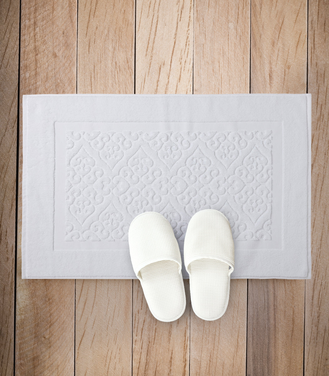 מגבת רצפה , דגם יסמין - לבן