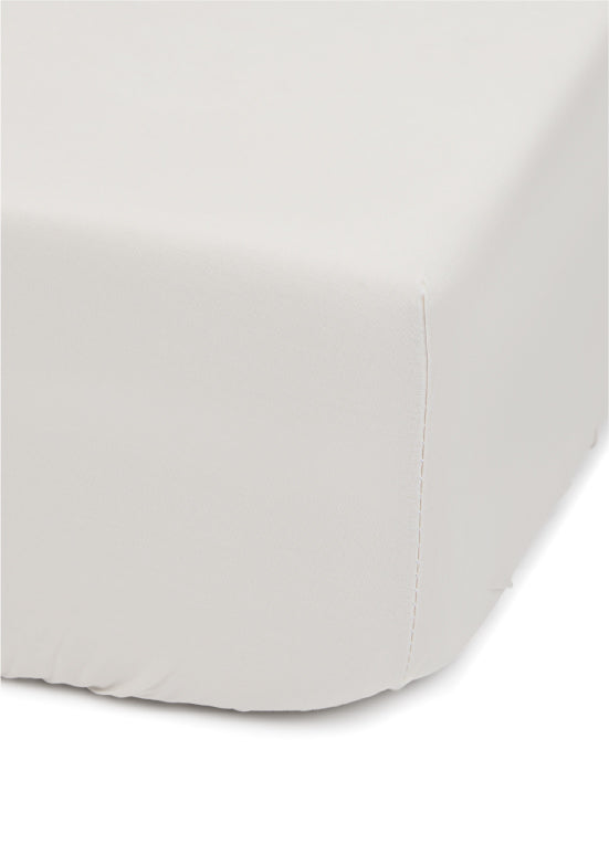 מצעי MIX&MATCHכותנה בנטון חלק עם פייפינג, לבן