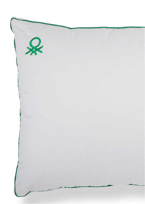 כרית שינה Benetton Down Alternative , קשה