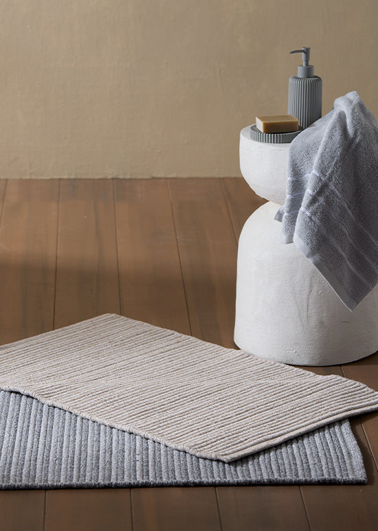 שטיח רצפה פסים, בז'