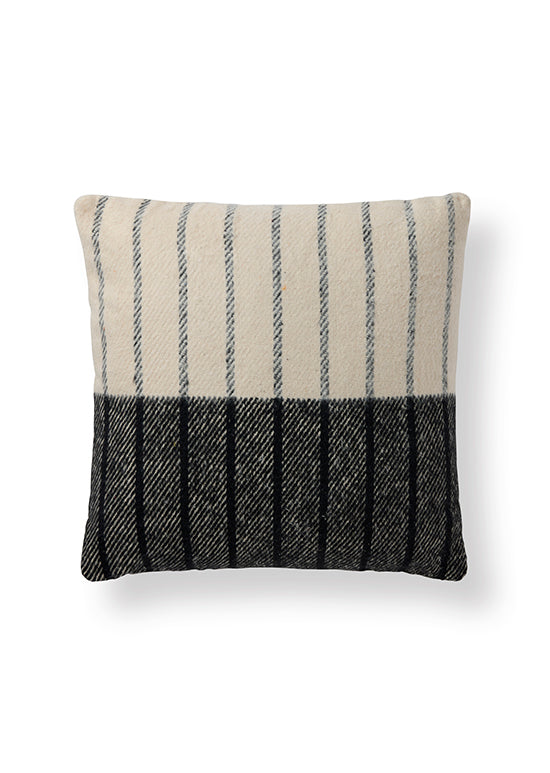 כריות נוי ריף שחור