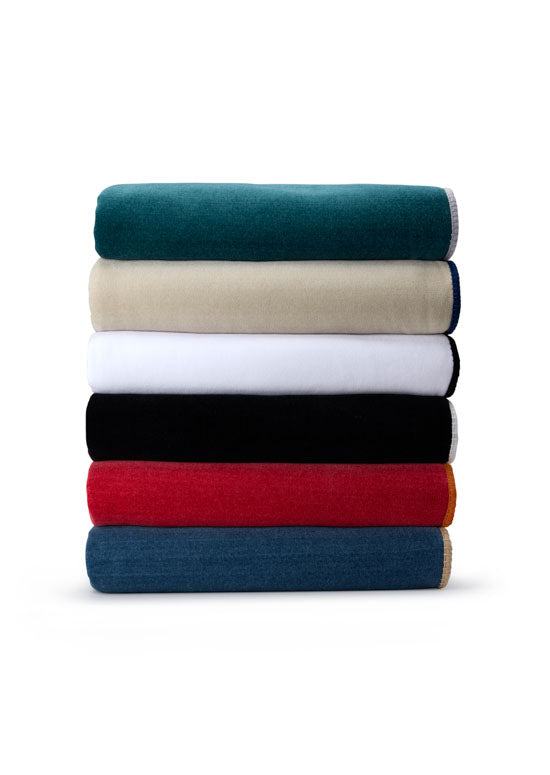 שמיכת חורף שניל Benetton - שחור