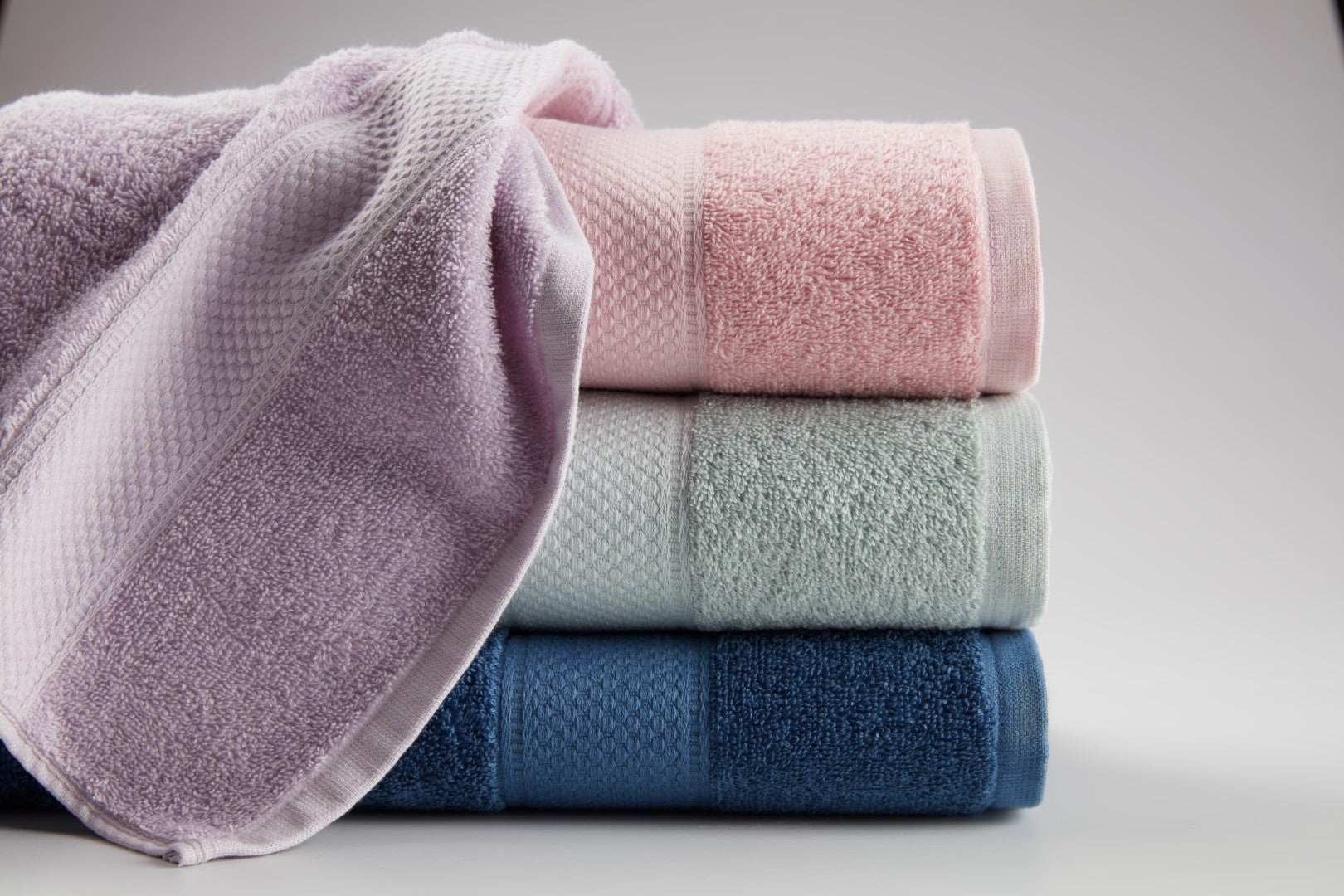 מגבת רחצה 100% כותנה, דגם קלאסיק - אפור בהיר