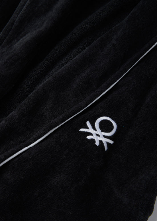 חלוקי רחצה מבוגרים בנטון ולור שחור