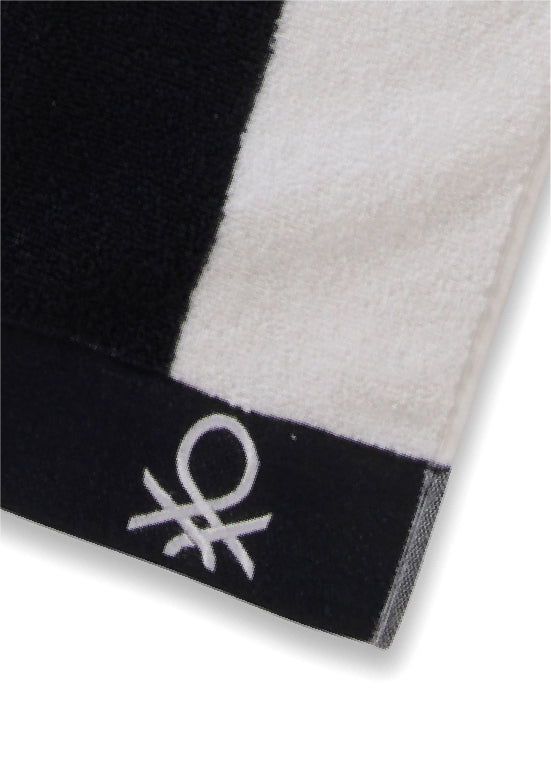 Benetton Stripes – מגבת פסים, שחור