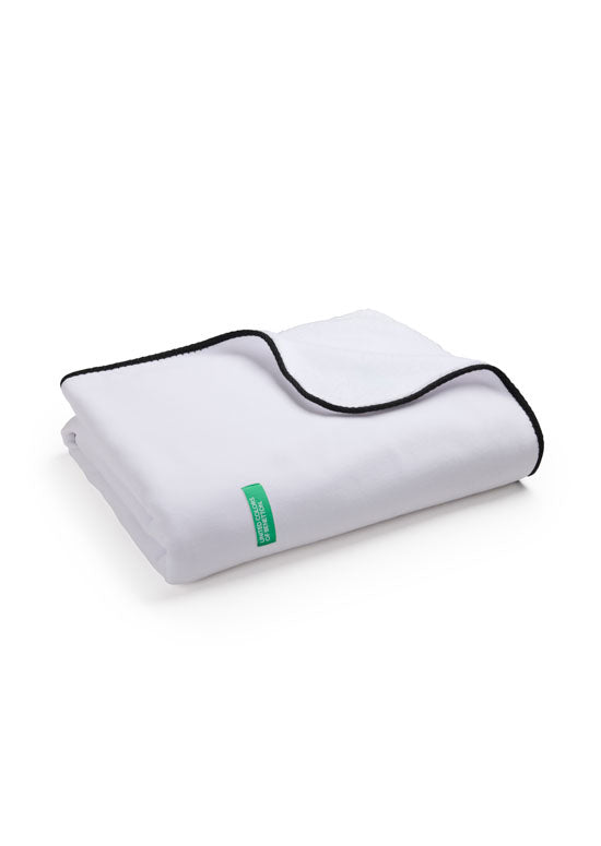 שמיכת חורף שניל Benetton - לבן